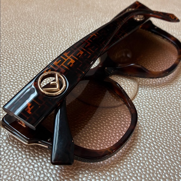 Fendi Sunglasses main image 11